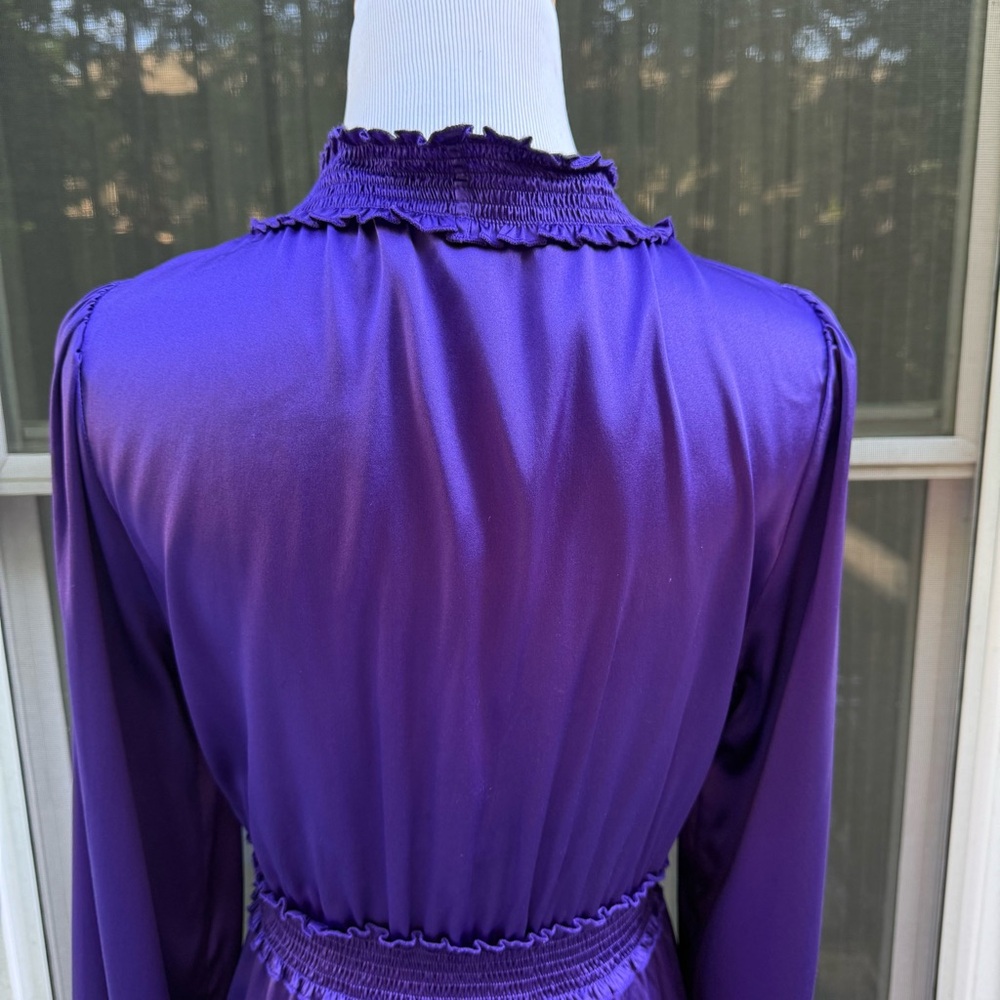 BCBGMaxAzria Persian blue silk V neck along sleeve dress size M - Picture 6 of 13